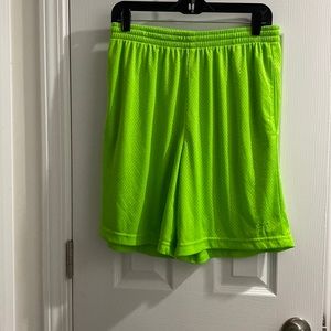 Starter shorts lime green